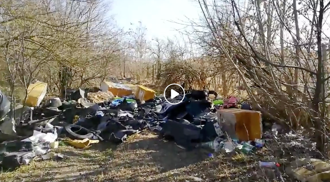 Külterület lévő “ipari” hulladék | Balatonszabadi